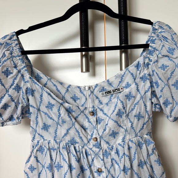 Ciao Lucia Summer Dress - Picture 2 of 6